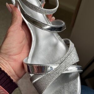 FIONI Clothing Silver Glitter Heels